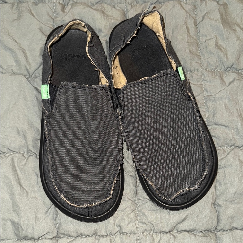Men’s Sanuk Canvas Slip-On Shoes Black - Gray NWOT